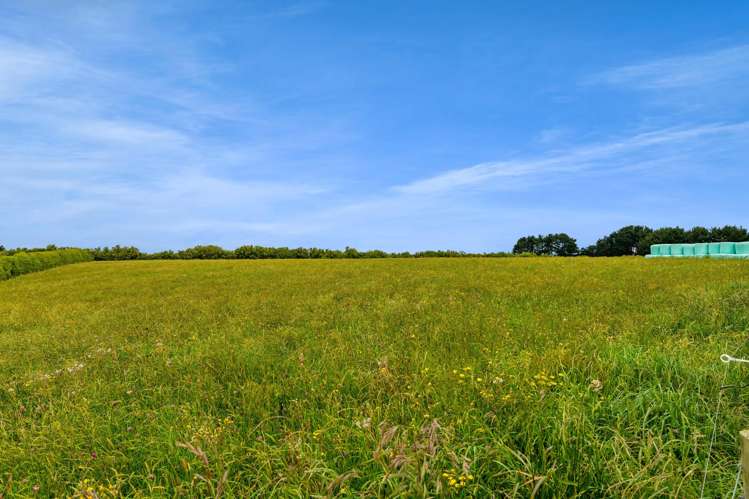 0n Turuturu Road, RD 14 Hawera_20