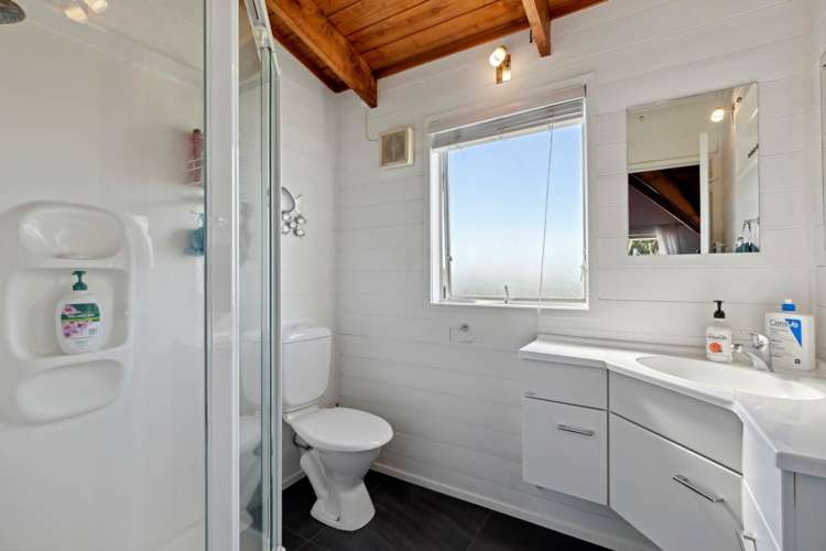 147 Glenvar Road Torbay_17