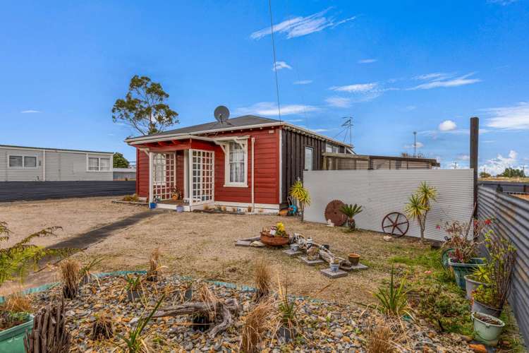 6 and 8 Princess Street Marton_24