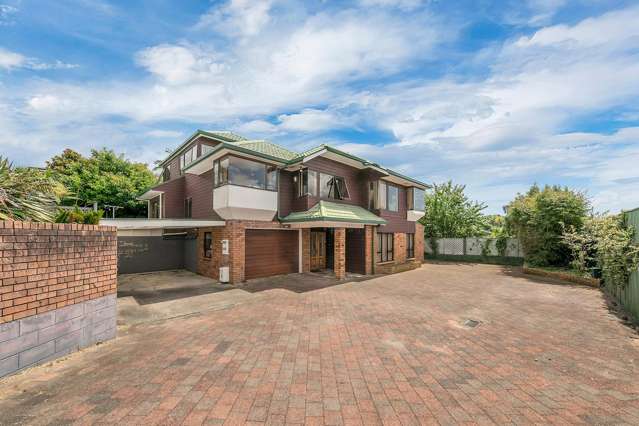 ESTATE EXITS EPSOM GEM