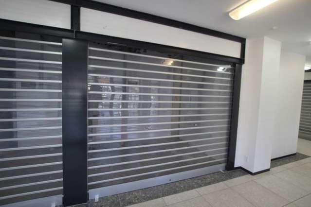 Retail space for Sale/Lease in central Manukau