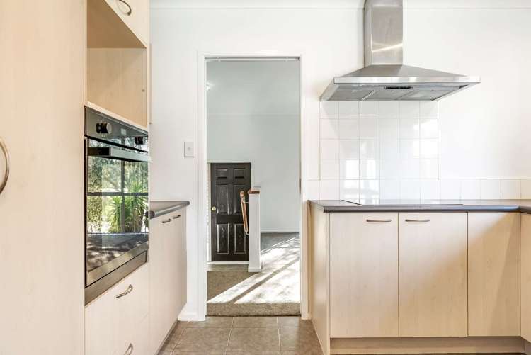 6 Bibury Avenue Henderson_8