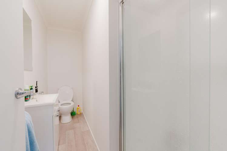 2/52 Helena Road_4