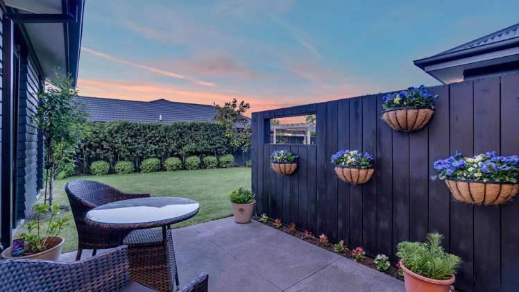 98 Infinity Drive Pegasus_25