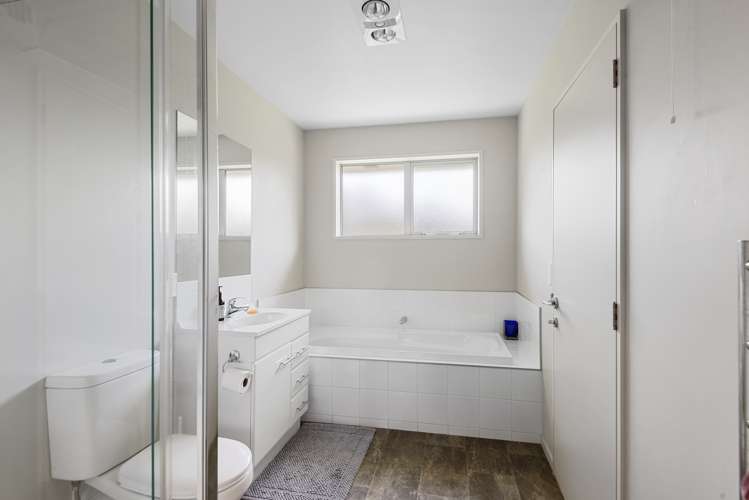 39b North Terrace Darfield_14