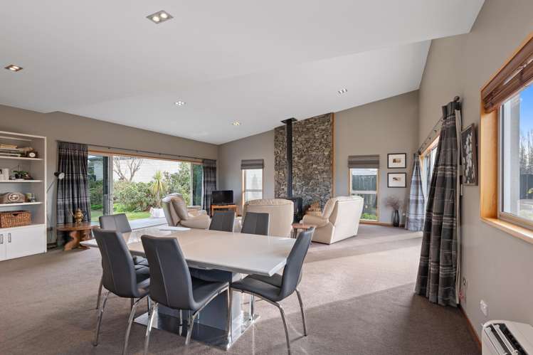 14 Country Place Allenton_10