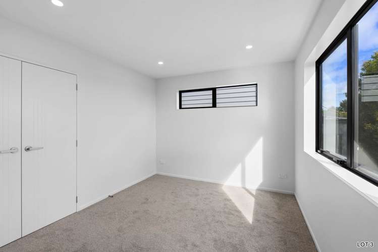 127 Glengarry Road Glen Eden_13