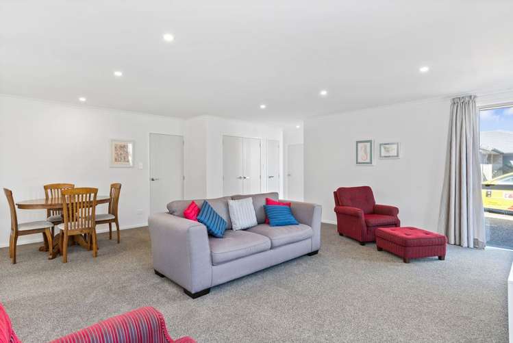 14 Seashell Drive Papamoa_5