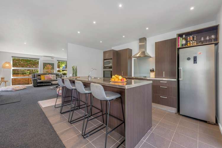 12 Blakewell Place Beachlands_17