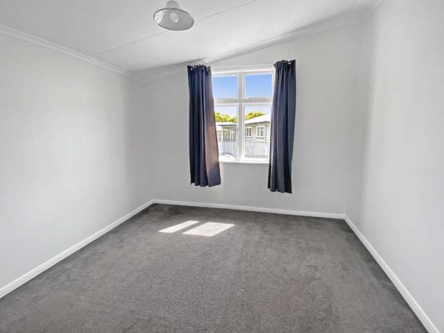 2/6 Roosevelt Street 10516_3