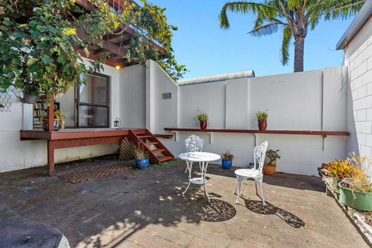 14 Kotare Place Sandspit_18