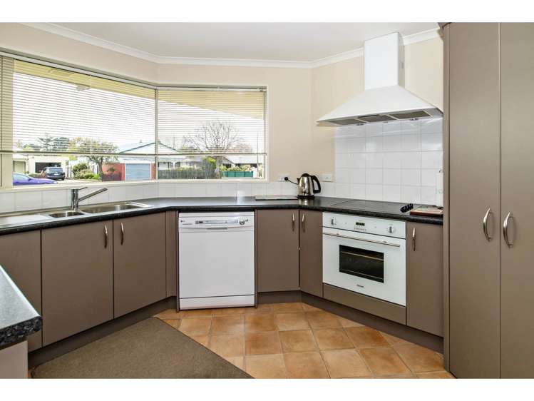 50b Maltby Avenue West End_4