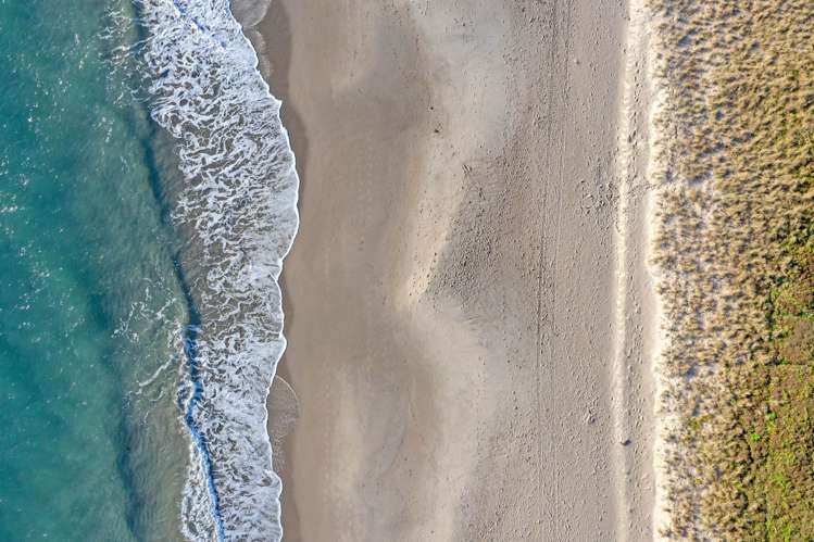 169A Marine Parade Mt Maunganui_21