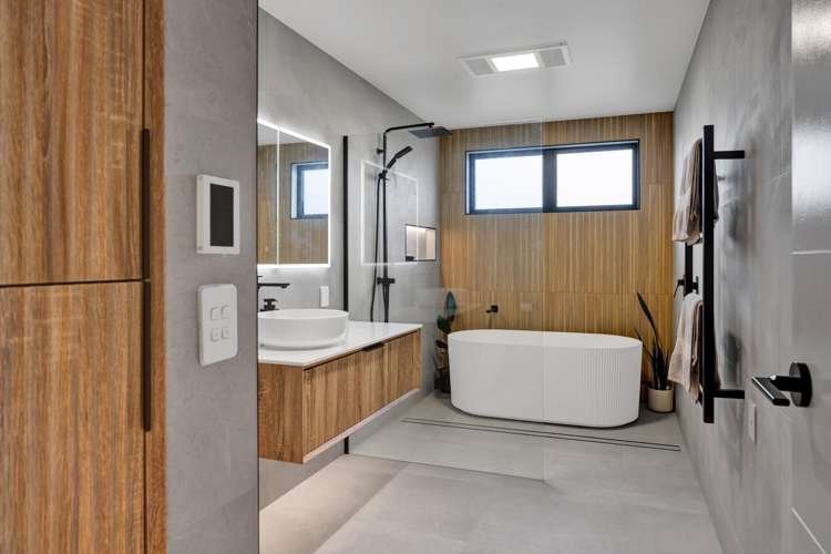 66 Flint Road West Stratford_22