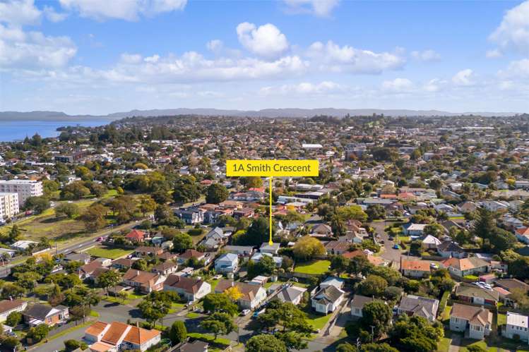 1a Smith Crescent Onehunga_21