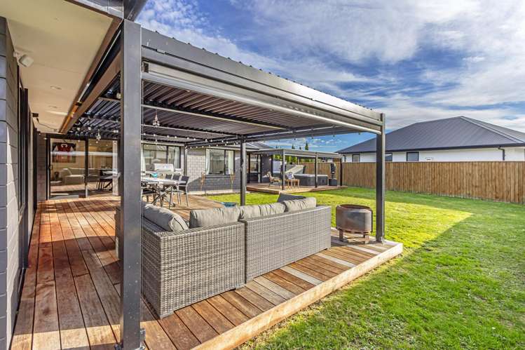 7 Bronco Drive Aidanfield_3