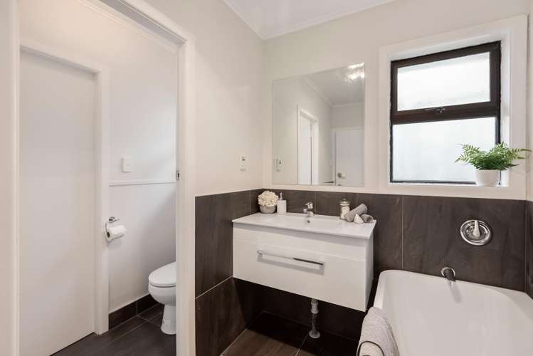 9 Cotswold Crescent Newlands_10