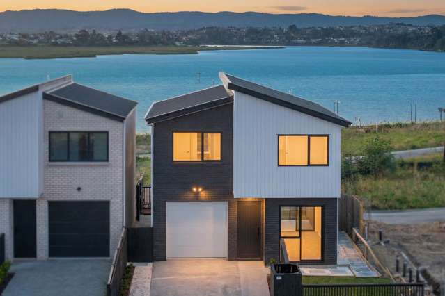 Quality Family Home in Hobsonville