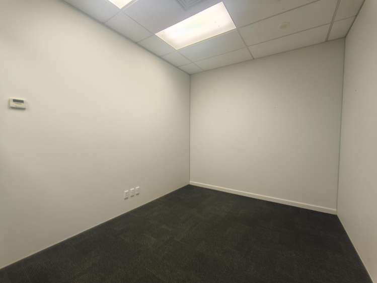 Part Ground Floor 2/159 Hurstmere Road Takapuna Industrial_4