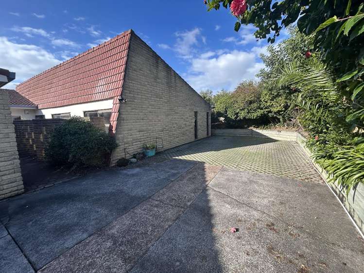 124 Bramley Drive Farm Cove_20