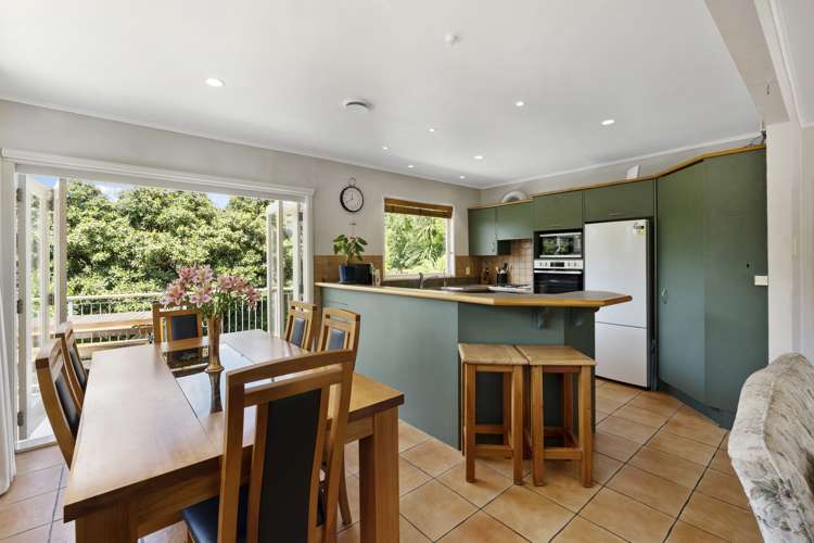 99 Lake Crescent Hamilton Lake_6