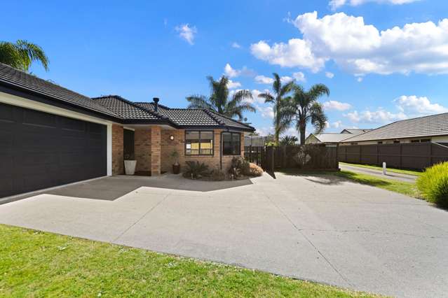 35 Stoneleigh Drive Chartwell_1