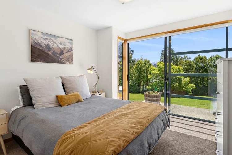 691 Aubrey Road Wanaka_14