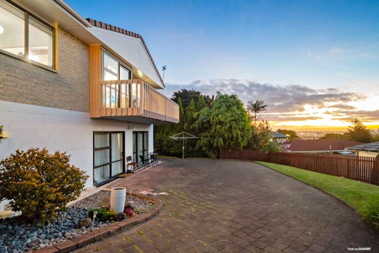 17 Paulownia Place Totara Heights_14