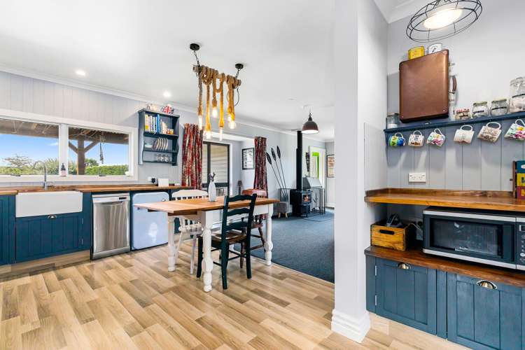 1279 Main North Road Waikuku_5