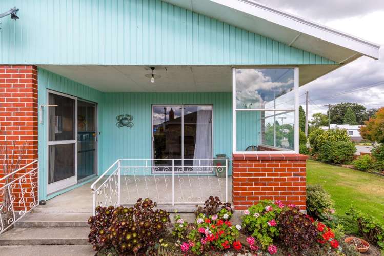 2 Betten Street Waimate_17