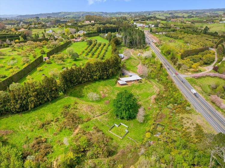 1538 State Highway 2 Whakamarama_30