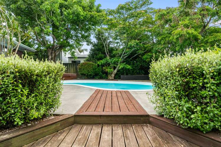 85 Hutchinson Road Bucklands Beach_2