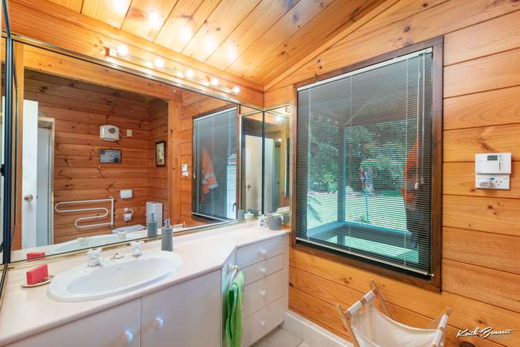 76 Gorrie Road Mangaroa_13