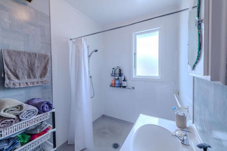 29D Renfrew Street Balclutha_13