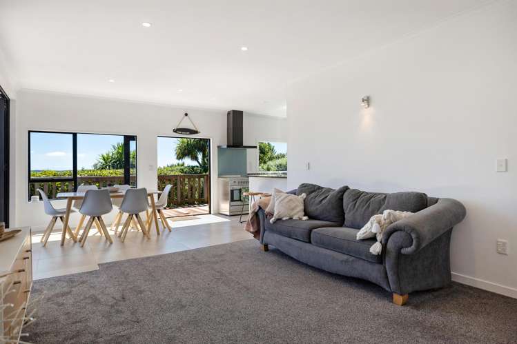 14 Violet Street Riverton_16