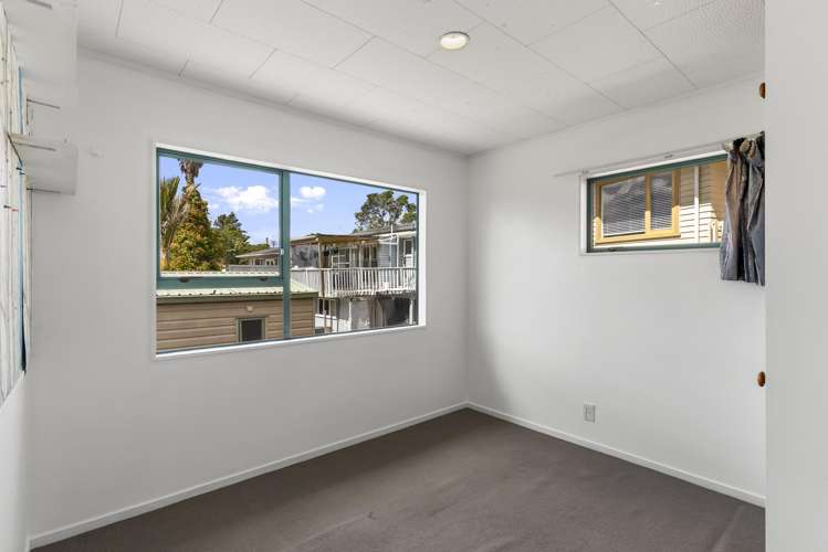 2/234 Sunset Road Windsor Park_18