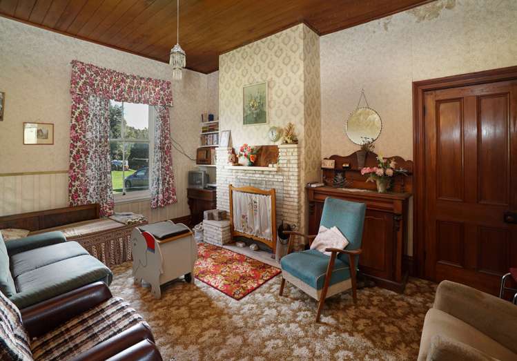 Rainy River Road Atapo_13