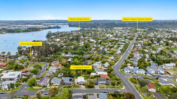 1 Hadfield Street Beach Haven_17