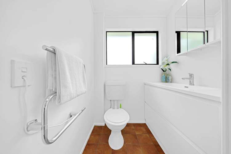 29B Long Bay Drive Torbay_13