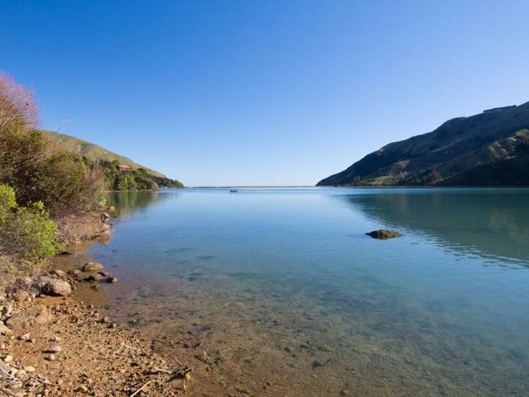 676 Cable Bay Road Cable Bay_4