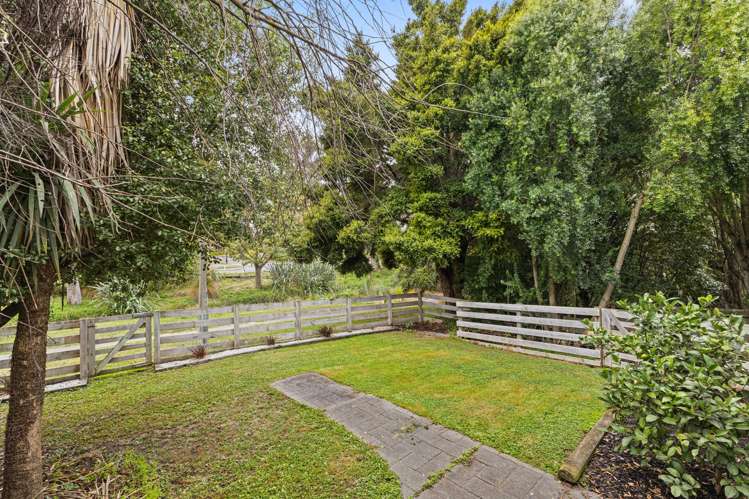 9a Esher Place Saint Martins_3