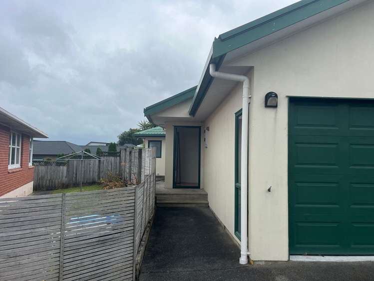 2/59C Hillsborough Road Hillsborough_11