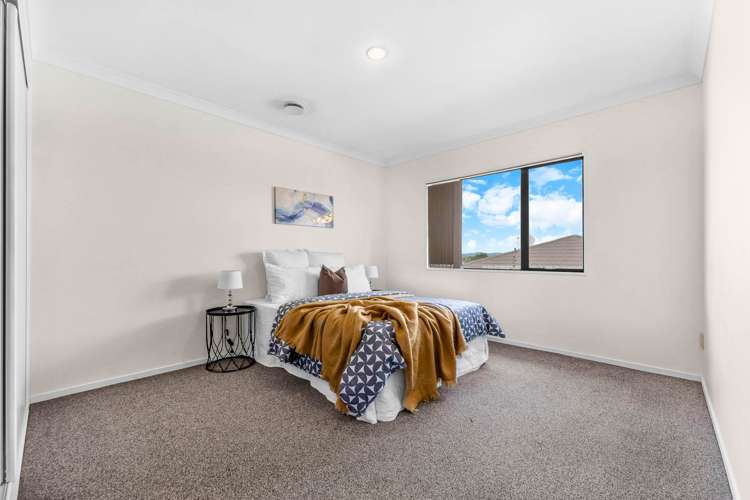 28 Saralee Drive Manurewa_13