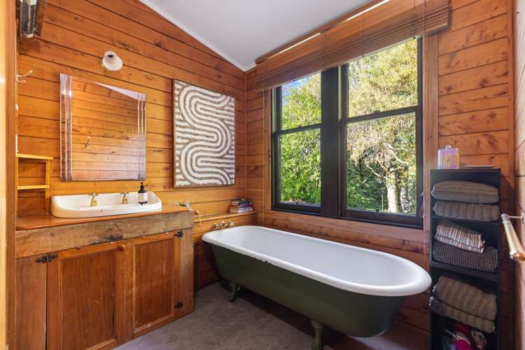 832 Makomako Road Pahiatua_24