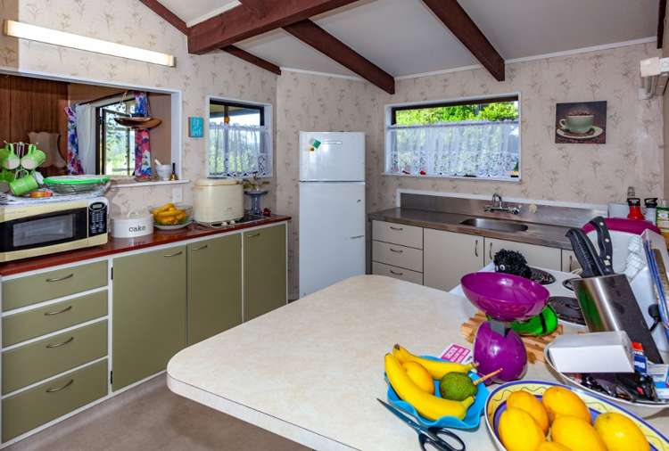 118 Everitt Crescent Whangamata_9