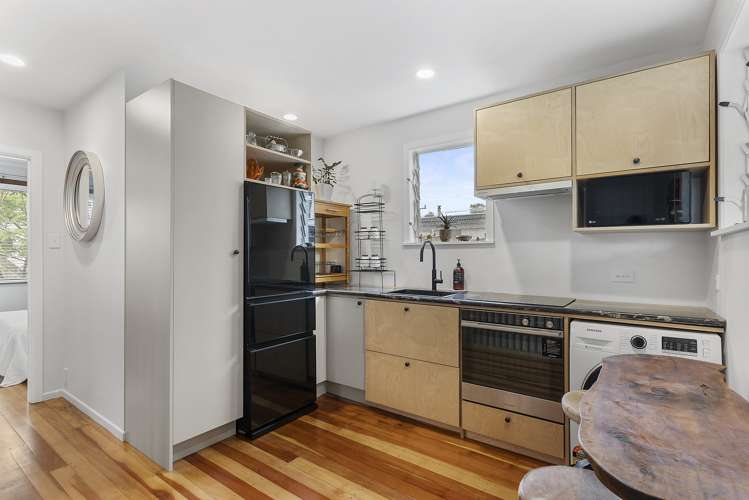 1/32 Homestead Road Manly_5