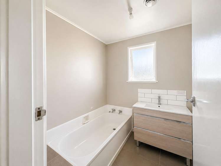 5 Korimako Street 1145_9