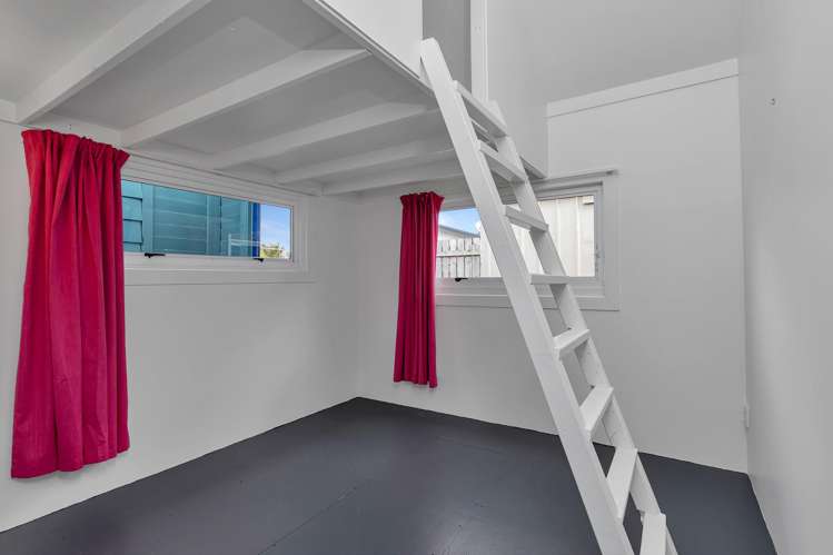 31 Shearwater Street One Tree Point_18