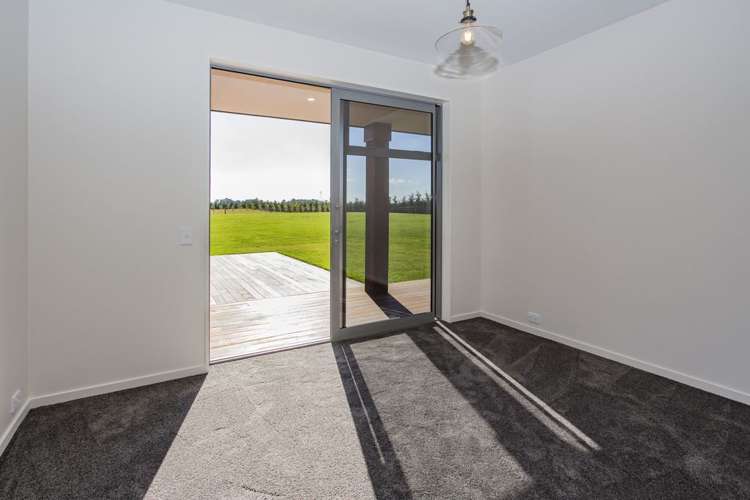 4/456 Curraghs Road West Melton_25