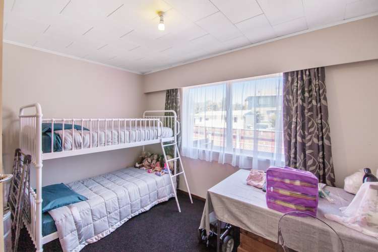 3/4a Maitland Avenue Stoke_11